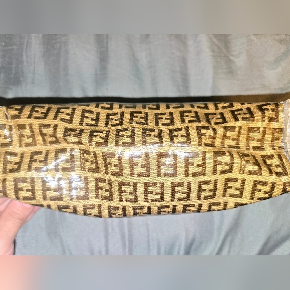 1980s Vintage Fendi Brown and Tan Monogram Clutch In Overall Great Condition - Picture 6 of 11